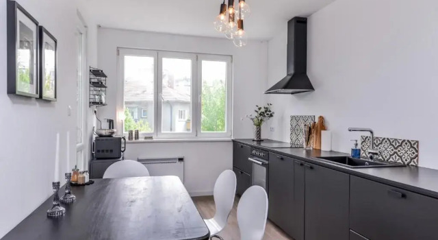 Апартаменты 66 Apartment - Stylish Two Bedroom in Lozenets District