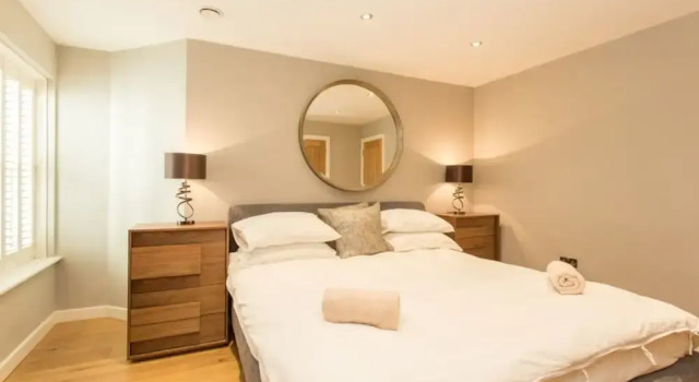 The Sweet Mews - Big Bright 4bdr Mews Home in Paddington, Забронировать Отель Отели Лондона 3 звезды, рядом с Деловой район Паддингтон-Сентрал, 3*