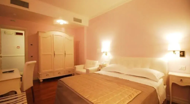 Albergo Centrale San Ginesio, Rezervovat Hotel Hotely v Marche se snídaní, Snídaně