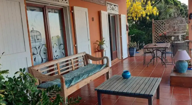 La Maison Canopée - Adults Only, Book Hotel Hotels in Saint-Paul with Parking, Parking
