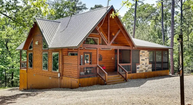 Коттедж Broken Bow Cabin w/ Hot Tub & Outdoor Fireplace!
