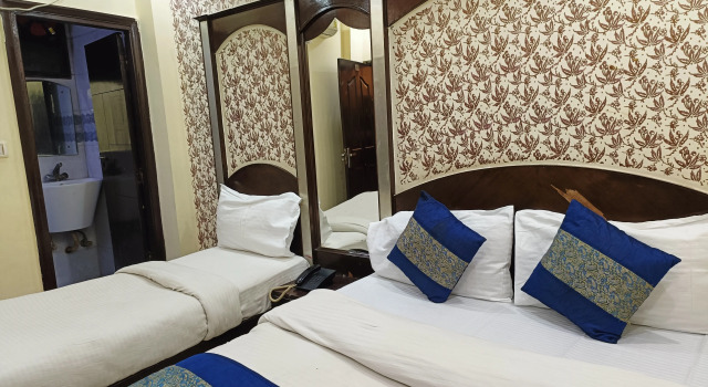 Номер Deluxe Hotel Amba Deluxe- Managed by Hotel Sidhartha