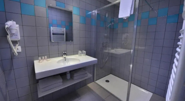 Четырёхместный номер Standard Hotel Val Vert