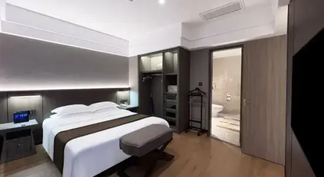 Люкс Premium Jiang Men Palace International Hotel