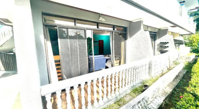 Ngermid Oasis - Spacious 1BD Unit w/ Scenic Views & Desirable Amenities, Réserver Hôtel Koror 