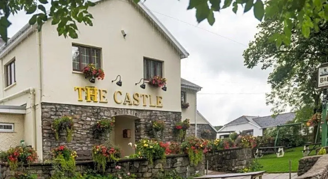 The Castle Inn, Забронировать Отель Ebbw Vale 