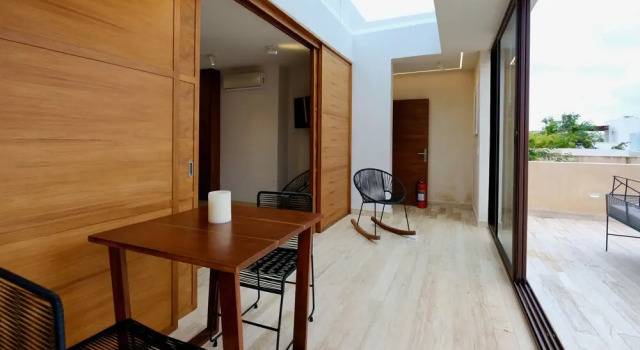 Номер Luxury 408 Luxurious Apt King Bed
