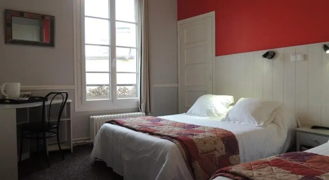 Hôtel Le Hussard, Prenota Hotel Alencon 
