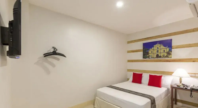 Metro Vigan Inn, Забронировать Отель Сан Висент Лусон
