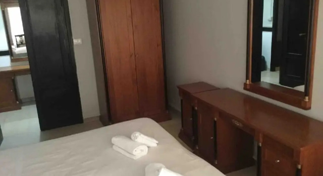 Family Apartment Iron Bridge Accomodation