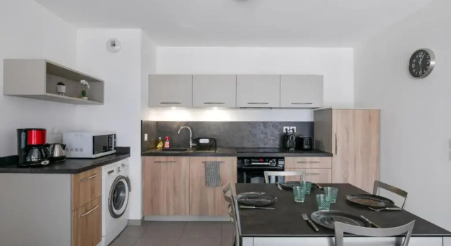 Апартаменты Spacious 1-bedroom with terrace 15 min from Lake Annecy Welkeys