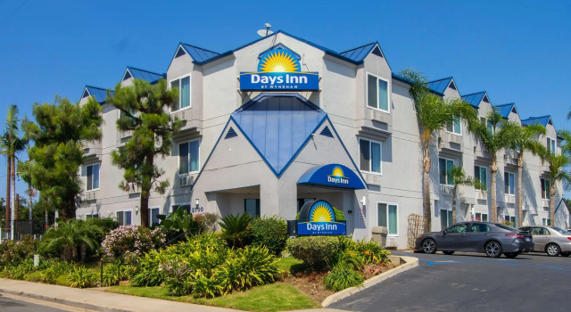 Days Inn by Wyndham Carlsbad