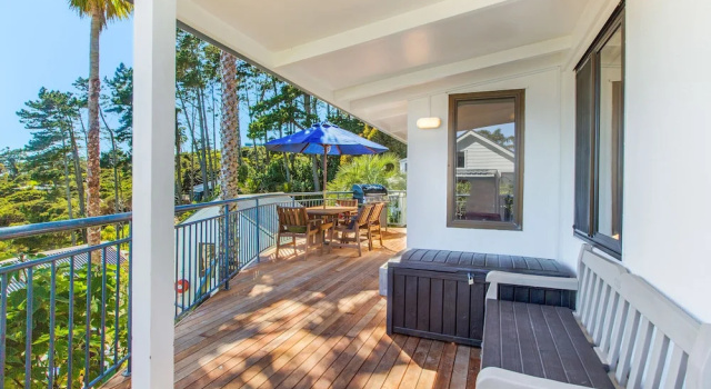 Апартаменты Premium c 1 комнатой с балконом и с видом на океан Villa Topaz at Palm Beach by Waiheke Unlimited