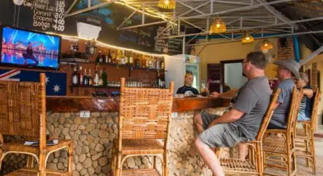 The Billabong Guesthouse, Забронировать Отель Отели Кампот с бассейном, рядом с Kampot Train Station, Бассейн