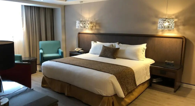 Номер Luxury Hotel Metropol