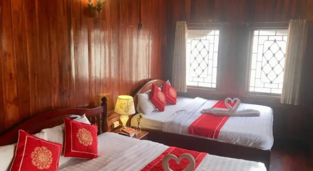 Soutikone Place House 2