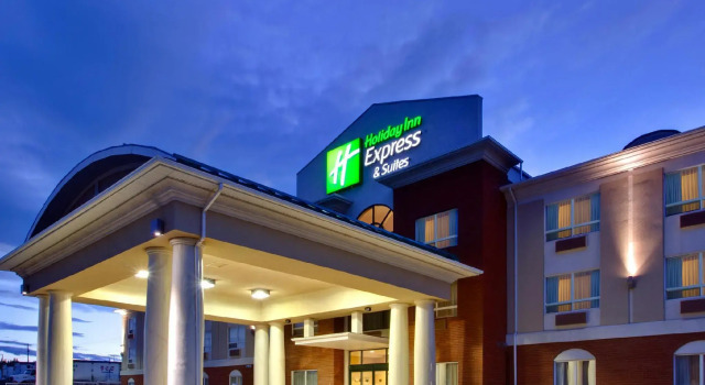 Двухместный полулюкс Holiday Inn Express Hotel & Suites-Hinton by IHG