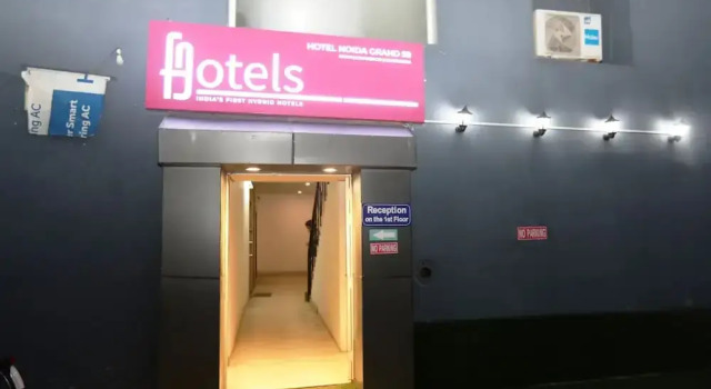 Hotel Noida Grand, Забронировать Отель Нойда штат Уттар-Прадеш