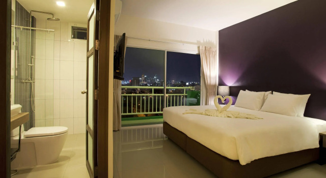 Wiz Hotel