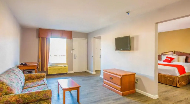 Двухместный номер Premium Rodeway Inn & Suites Brookhaven