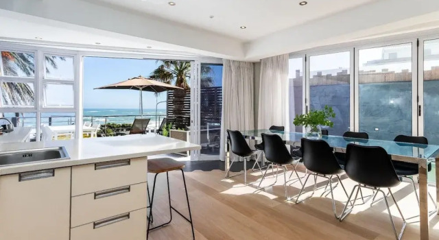 Апартаменты Beautiful 3bedroom Seaside Apartment Paloma Apartment