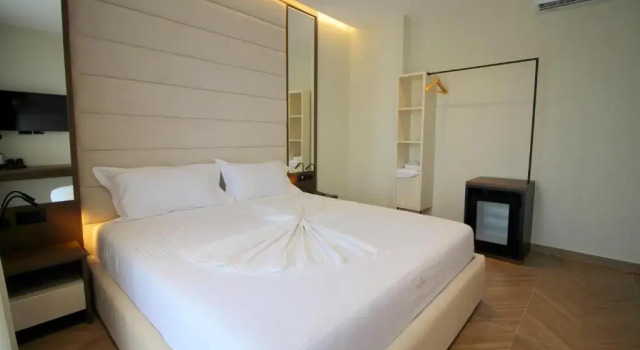 Двухместный номер Standard с видом на бассейн Dukas Boutique Hotel