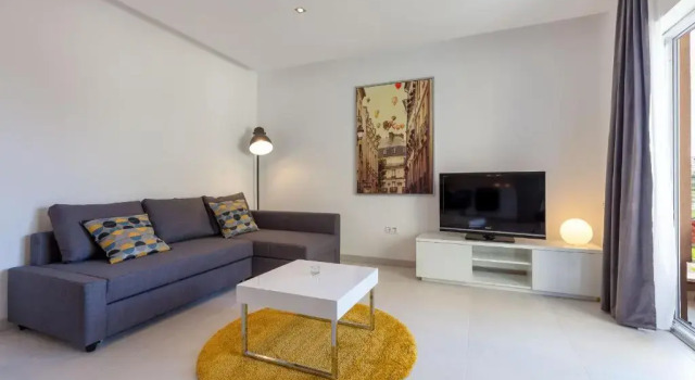 Azalea Apartments, Забронировать Апартаменты/квартира Отели Подстраны с бассейном, рядом с Частный Пляж «Апартментс Лавица Бич Думичич», Бассейн
