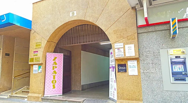 Piso Ronda de Los Tejares by JITKey, Забронировать Отель Кордова Cordoba Province, рядом с Музей боя быков