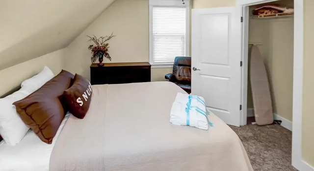 Steps From the Beach! Private Beach Home! Sleeps 10!