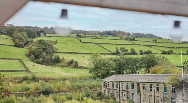 Host Stay Holmfirth Hideaway, Забронировать Дом для отпуска Отели Западного Йоркшира с парковкой, Парковка