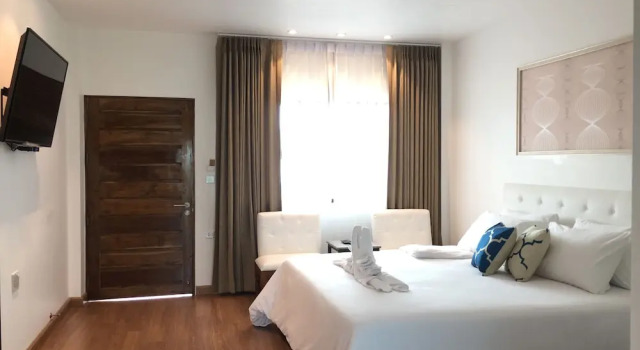 Семейный номер Standard с балконом Phetcharat Grand Hotel Maesot