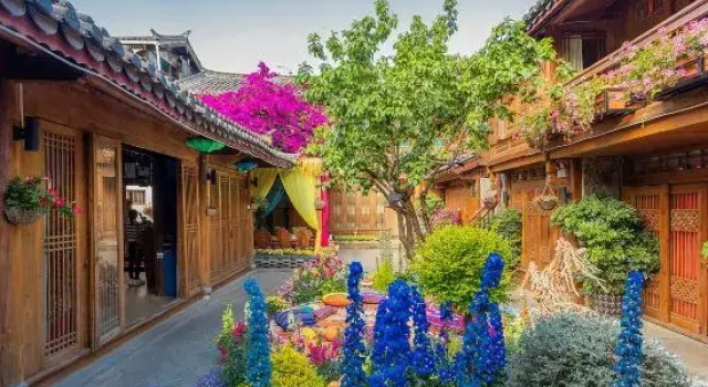 Encounter Lijiang Inn, Забронировать Отель Лицзян Юньнань, рядом с Улица Сквер-стрит Древнего города Даянь
