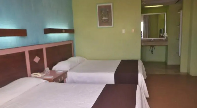 Двухместный номер Standard с балконом Hotel Plaza Independencia