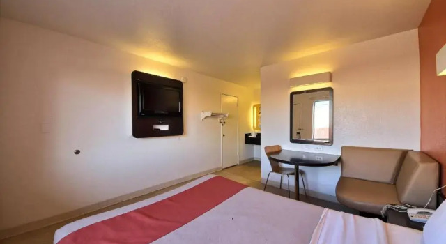 Двухместный номер Standard Motel 6-Laredo, TX - South