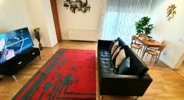 CENTRU UNIRII LUXURY VIP Apartament 2 camere 70 mp ! Parcare subterana privata incalzita iarna si climatizata vara doar cu rezervare in limita locurilor disponibile ! PROPRIETATE IN REGIM HOTELIEP - NU ARE BUCATARIE !, Prenota Appartamento Hotel a Muntenia con parcheggio, Parcheggio