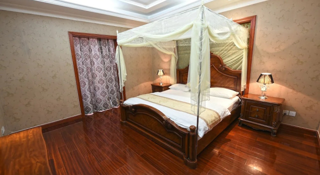 Апартаменты Business Elizabeth Royal Apartments