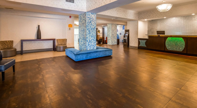Best Western Plus Atlanta Airport East, Varaa Hotelli Hapeville Georgia
