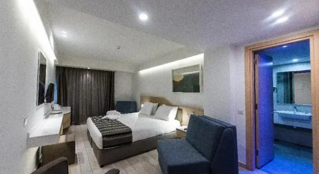 Двухместный номер Superior с балконом и с видом на море Evalena Beach Hotel