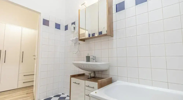 Modern 1BR With 1LR Long Stay in Vienna, Prenota Appartamento Vienna Austria
