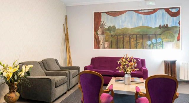 A Mariña, Prenota Hotel Cambados 