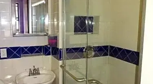 Номер Standard Broadway Hotel and Hostel