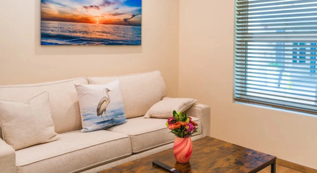 Двухместный люкс c 1 комнатой с видом на внутренний двор Seaside Villas