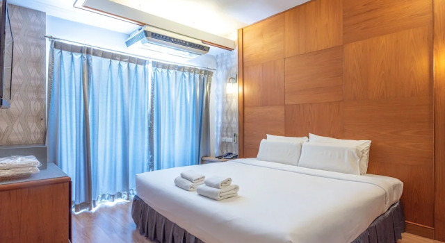 Номер Standard с балконом Nonthaburi Palace Hotel