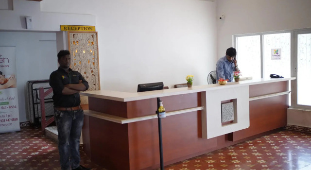 RR INN Group Of Hotels, Забронировать Отель Отели штата Тамилнада 3 звезды, 3*