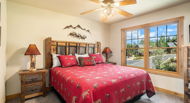 Solitude Bobcat #6 - Estes Park 2 Bedroom Condo by RedAwning, Забронировать Апартаменты/квартира Апартаменты Эстес-Парк, рядом с Lake Estes, Апартаменты/квартира