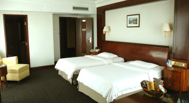 Dalian Golden Shine International Hotel, Book Hotel Dalian 