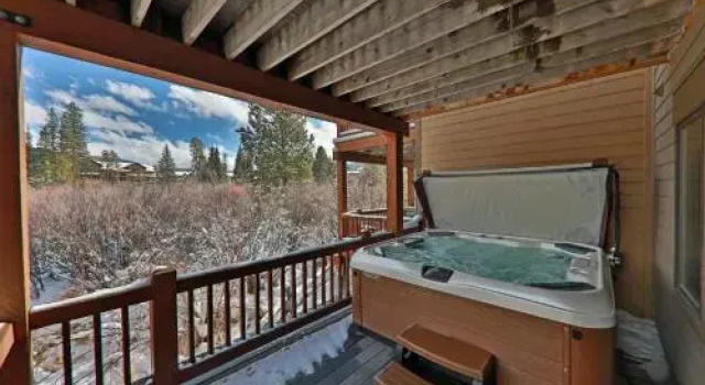 102 Willows Way Townhouse