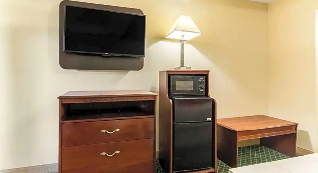 Номер Premium Motel 6-Kenly, NC