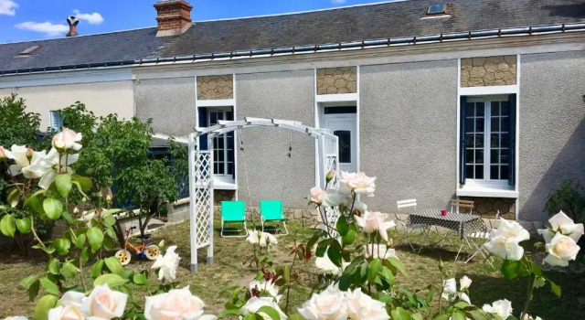 Maison de ville jardin 2km de Tours, Rezerwuj Hotel Tours 