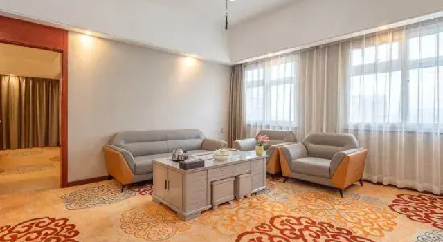 Люкс Superior Conch International Hotel